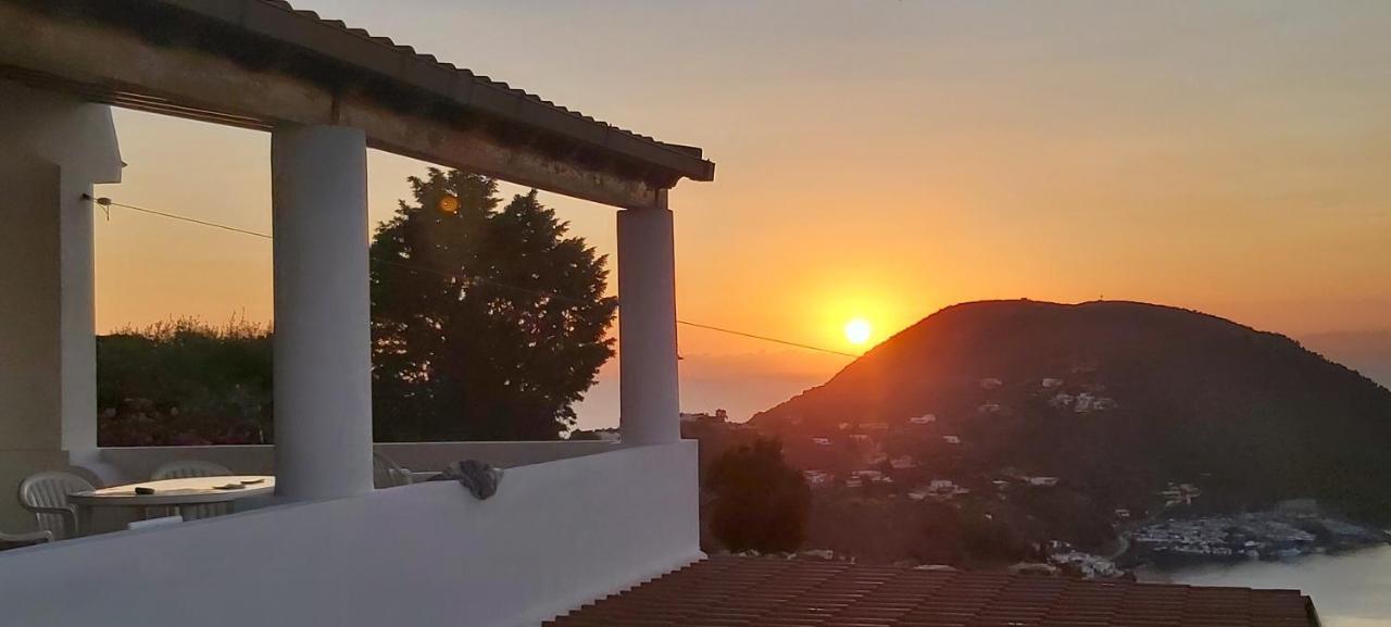 Bed and Breakfast Casa Tra Cielo E Mare Lipari  Exterior foto