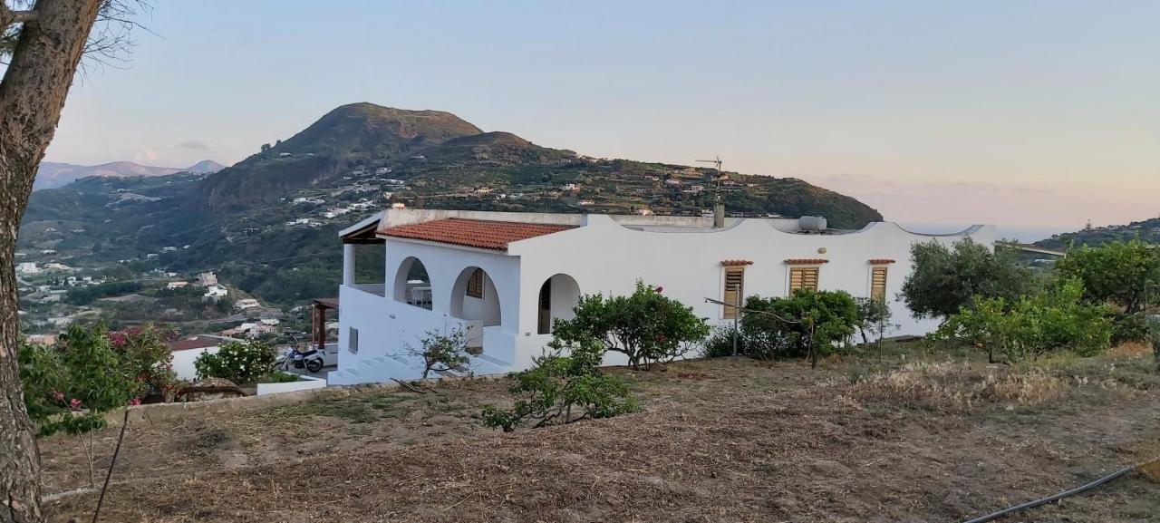 Bed and Breakfast Casa Tra Cielo E Mare Lipari  Exterior foto