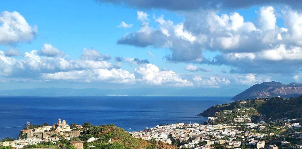 Bed and Breakfast Casa Tra Cielo E Mare Lipari  Exterior foto